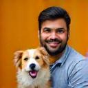 Kumar bersama anjingnya, Milo.